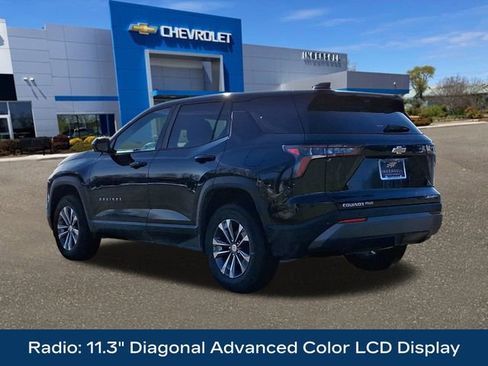 Used 2025 Chevrolet Equinox LT w/ Safety and Technology Package image 6