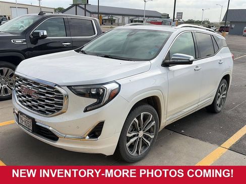Used 2020 GMC Terrain Denali AWD/4WD image 1