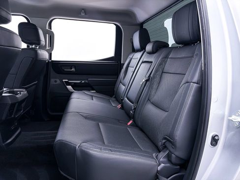 Used 2024 Toyota Tundra Limited AWD/4WD image 41
