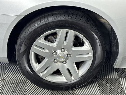 Used 2013 Chevrolet Impala LT image 10