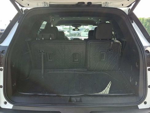 Used 2023 Chevrolet Traverse LT AWD/4WD image 28