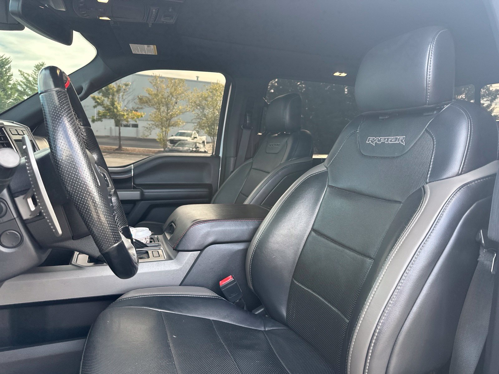 Used 2018 Ford F150 Raptor w/ Equipment Group 802A Luxury AWD/4WD image 11