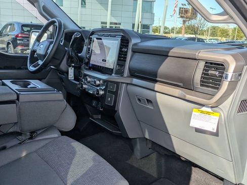 Used 2024 Ford F150 XLT image 33