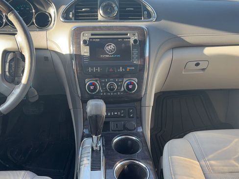Used 2015 Buick Enclave Leather w/ Trailering Package image 14