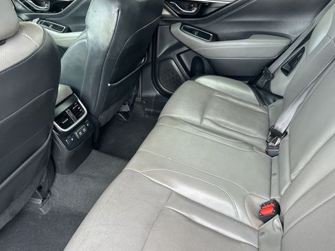 Used 2022 Subaru Outback Limited AWD/4WD image 12