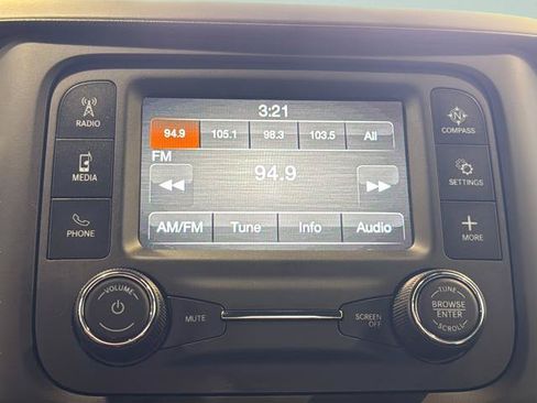 Used 2022 RAM 1500 Tradesman w/ Level 1 Safety Group AWD/4WD image 22