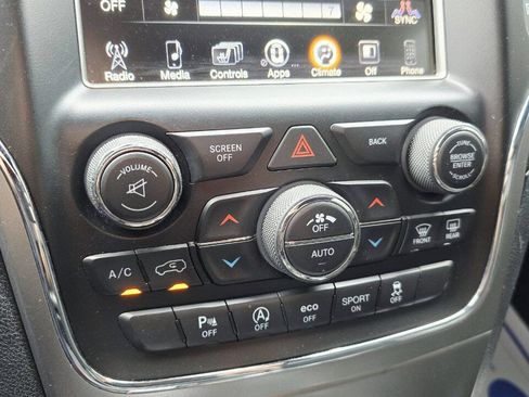 Used 2017 Jeep Grand Cherokee Altitude AWD/4WD image 21