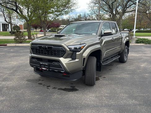 New 2026 Toyota Tacoma TRD Sport AWD/4WD image 14