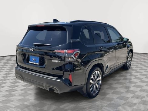 Certified 2025 Subaru Forester Touring w/ Popular Package - Touring AWD/4WD image 8