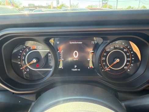 Used 2025 Jeep Wrangler Unlimited Sahara w/ Safety Group AWD/4WD image 21