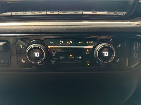 Used 2025 Chevrolet Silverado 2500 LT AWD/4WD image 10