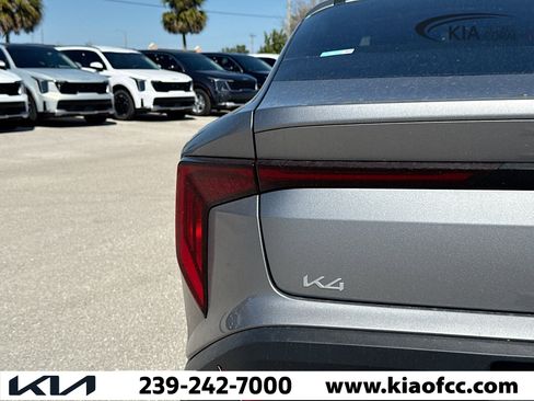 New 2026 Kia K4 LXS image 9