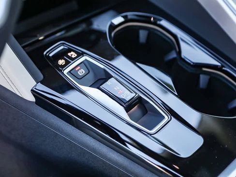 New 2025 Audi Q5 Premium image 19