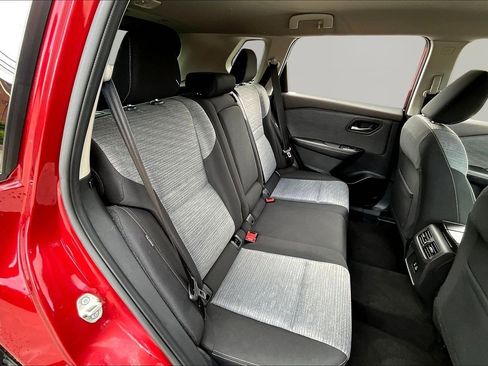 Certified 2022 Nissan Rogue SV AWD/4WD image 25