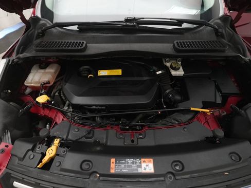 Used 2015 Ford Escape SE w/ Equipment Group 201A FWD image 3