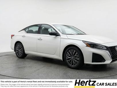 Used 2025 Nissan Altima 2.5 SV