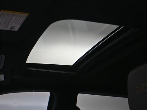 Used 2024 Chevrolet Silverado 2500 High Country w/ High Country Premium Package image 22