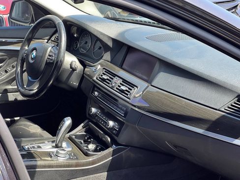 Used 2011 BMW 550i Sedan RWD image 18