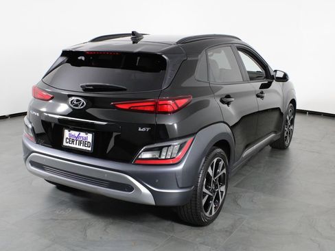 Certified 2022 Hyundai Kona Limited FWD image 16