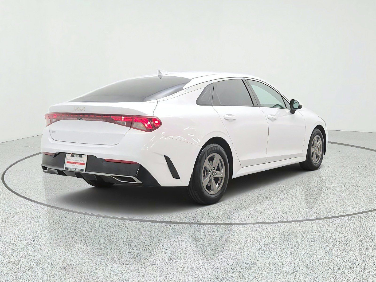 Used 2023 Kia K5 LXS FWD image 5