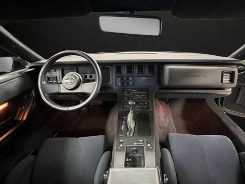 Used 1989 Chevrolet Corvette Coupe RWD image 17