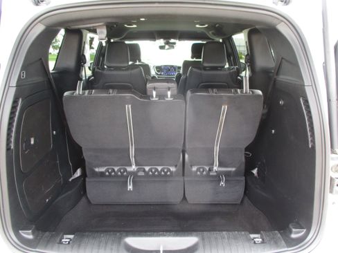 Used 2024 Chrysler Pacifica Limited FWD image 41