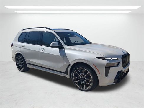 New 2026 BMW X7 xDrive40i w/ M Sport Package image 2