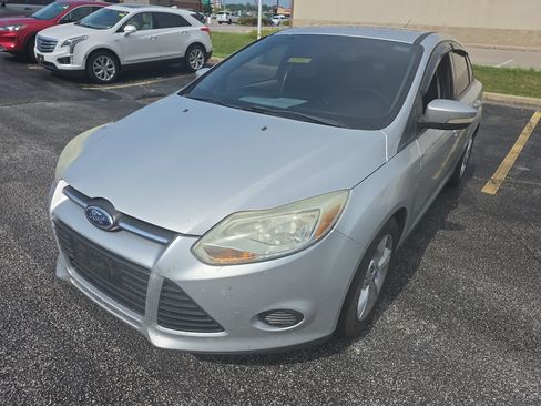 Used 2013 Ford Focus SE FWD image 8