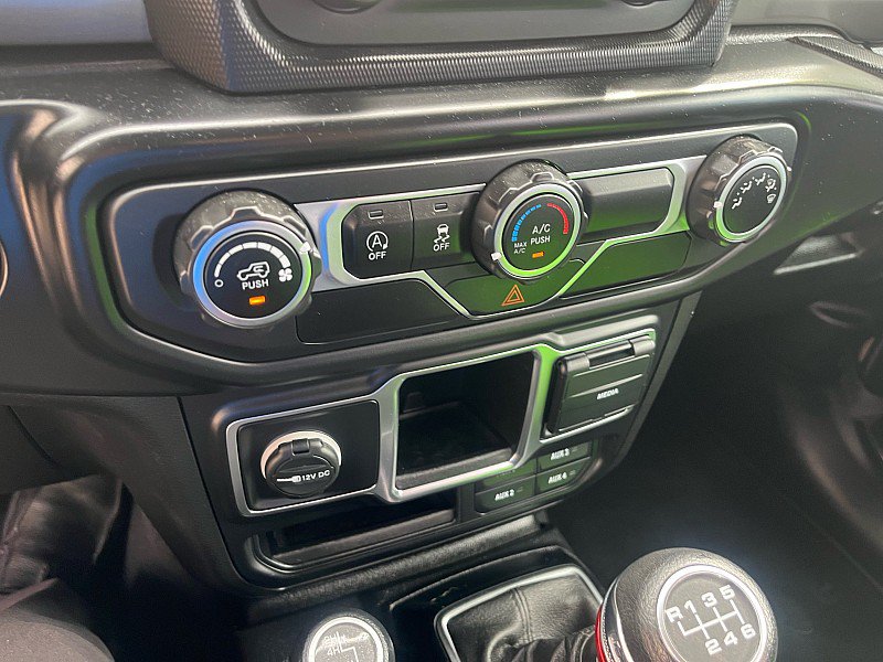 Used 2020 Jeep Wrangler Sport AWD/4WD image 17
