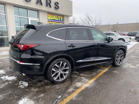 Used 2023 Acura MDX SH-AWD w/ Technology Package image 4