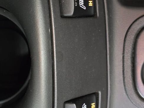 Used 2003 Chevrolet Monte Carlo SS image 86