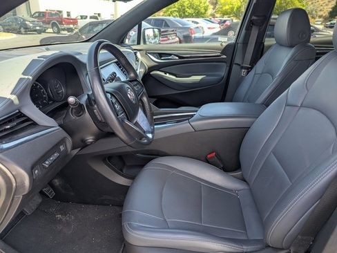 Used 2024 Buick Enclave Premium image 26