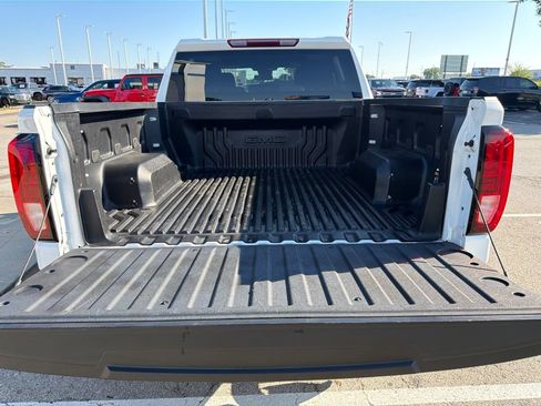 Used 2023 GMC Sierra 1500 Elevation AWD/4WD image 12