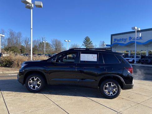 Used 2023 Honda Passport TrailSport image 6