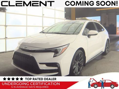 Used 2025 Toyota Corolla SE FWD image 1