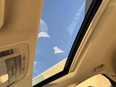 Used 2013 Lexus RX 350 AWD w/ Navigation Pkg image 28