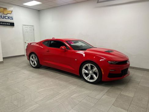 Used 2021 Chevrolet Camaro SS RWD image 3