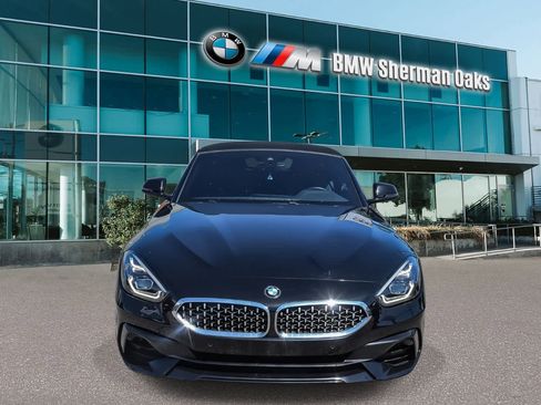 Used 2022 BMW Z4 sDrive30i w/ Convenience Package image 2