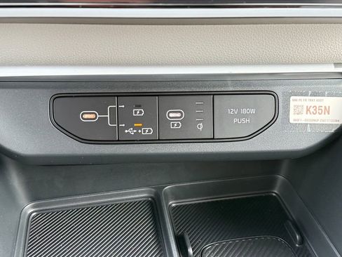 New 2026 Kia Carnival SX w/ SX Dark Edition Package FWD image 20