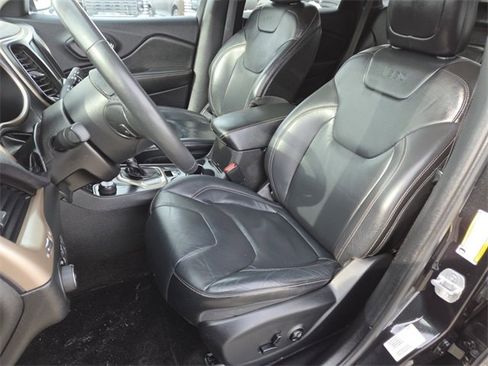 Used 2014 Jeep Cherokee Limited w/ Trailer Tow Group image 20