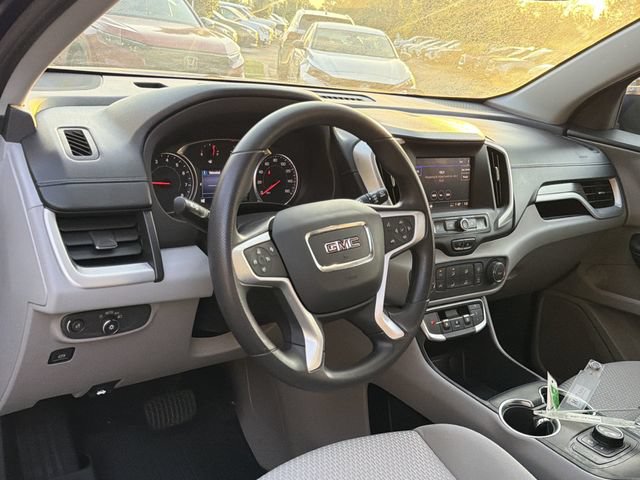 Used 2022 GMC Terrain SLE FWD image 10