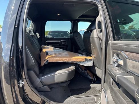 New 2026 RAM 2500 Laramie AWD/4WD image 23