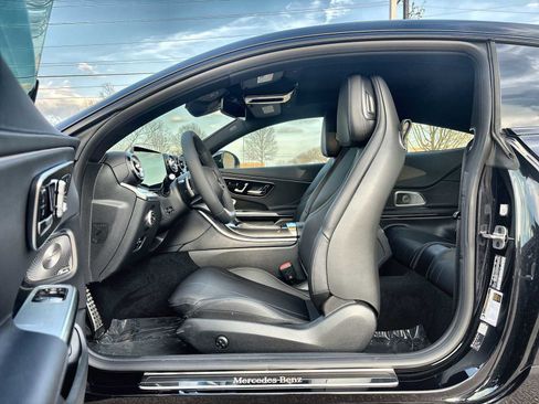 New 2026 Mercedes-Benz CLE 300 4MATIC Coupe image 2