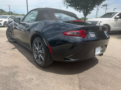 Used 2016 MAZDA MX-5 Miata Grand Touring RWD image 2