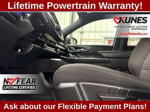 Used 2025 Chevrolet Equinox LT image 21