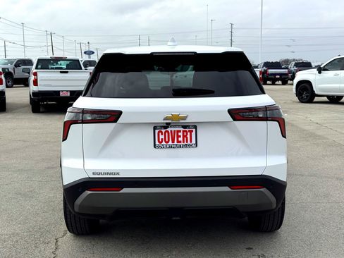 Used 2025 Chevrolet Equinox LT w/ Safety and Technology Package image 7