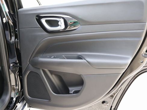 New 2026 Jeep Compass Latitude AWD/4WD image 11