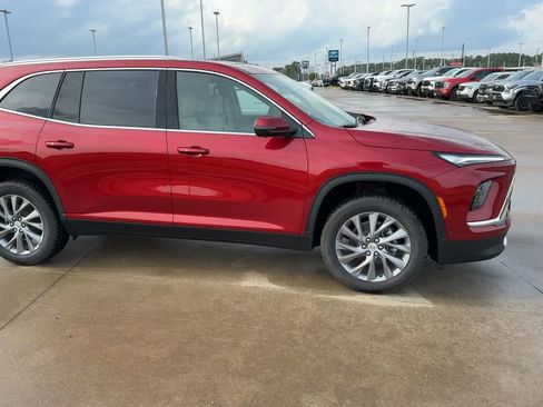 New 2026 Buick Enclave Preferred image 9