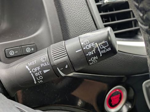 Used 2017 Honda Pilot Touring image 34