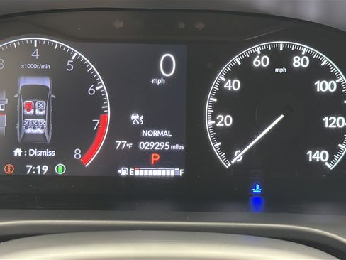 Used 2025 Honda HR-V LX image 15